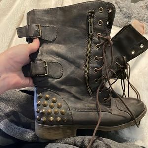 Brown leather combat boots size 8